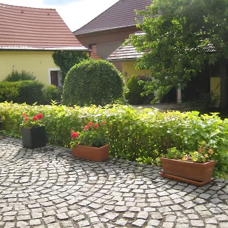 Pensión Zuhansta Bušovice